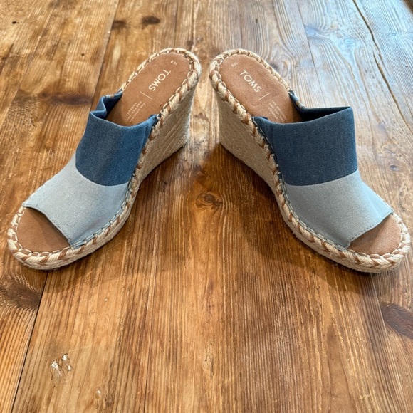 Toms Monica Mule Womens Blue Canvas Slip On 4” Heel Espadrille Wedges 9 NEW - Picture 5 of 12